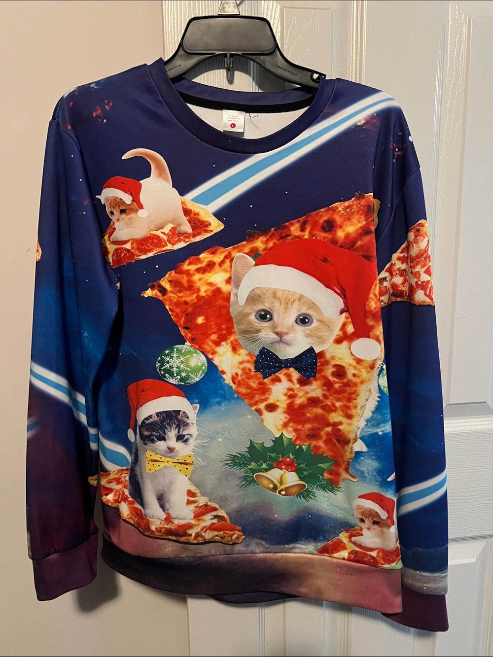 Christmas Pizza Cat Graphic Sweatshirt Large